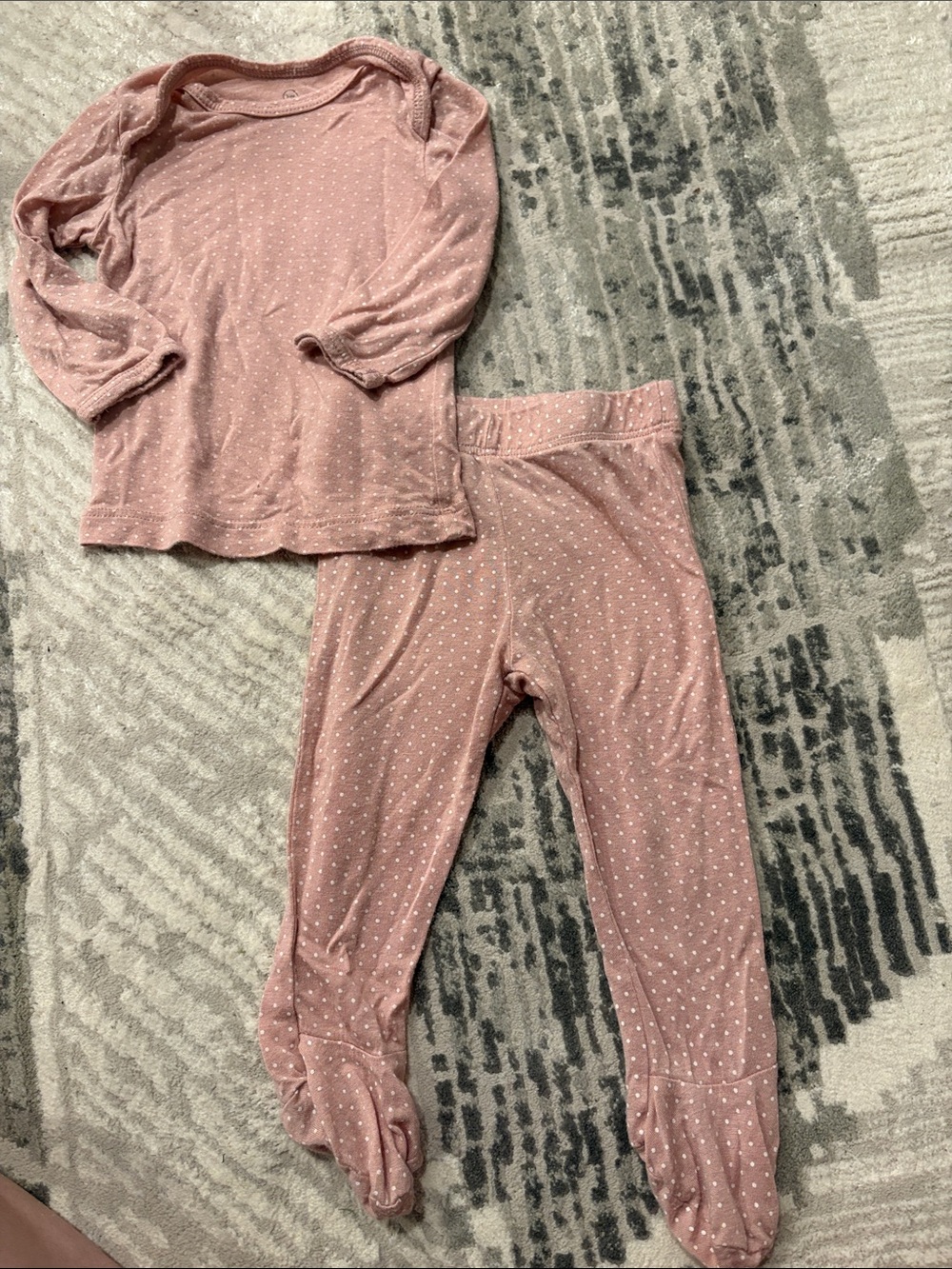 Solly baby blush pink polka dot two piece footed sleep set pajamas